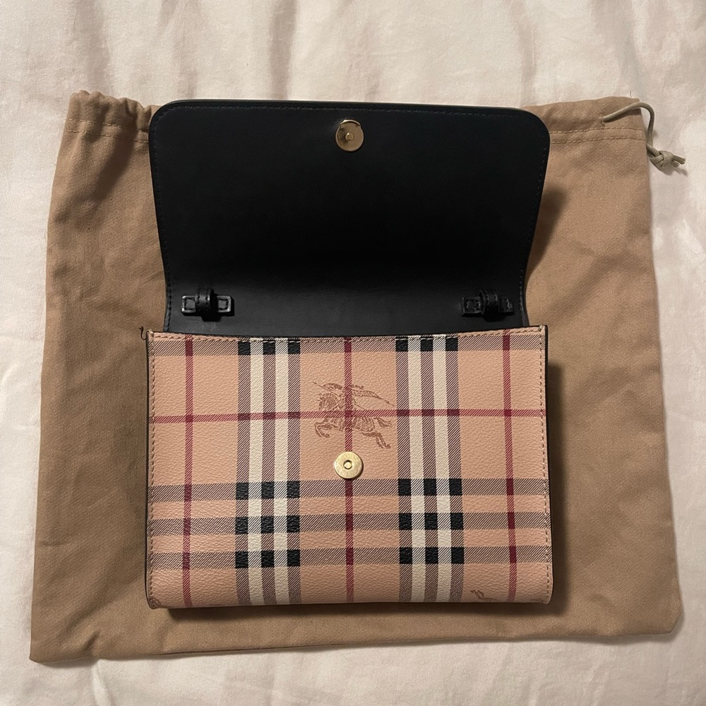 BURBERRY Loxley Crossbody/Clutch Bag - Picture 6 of 15